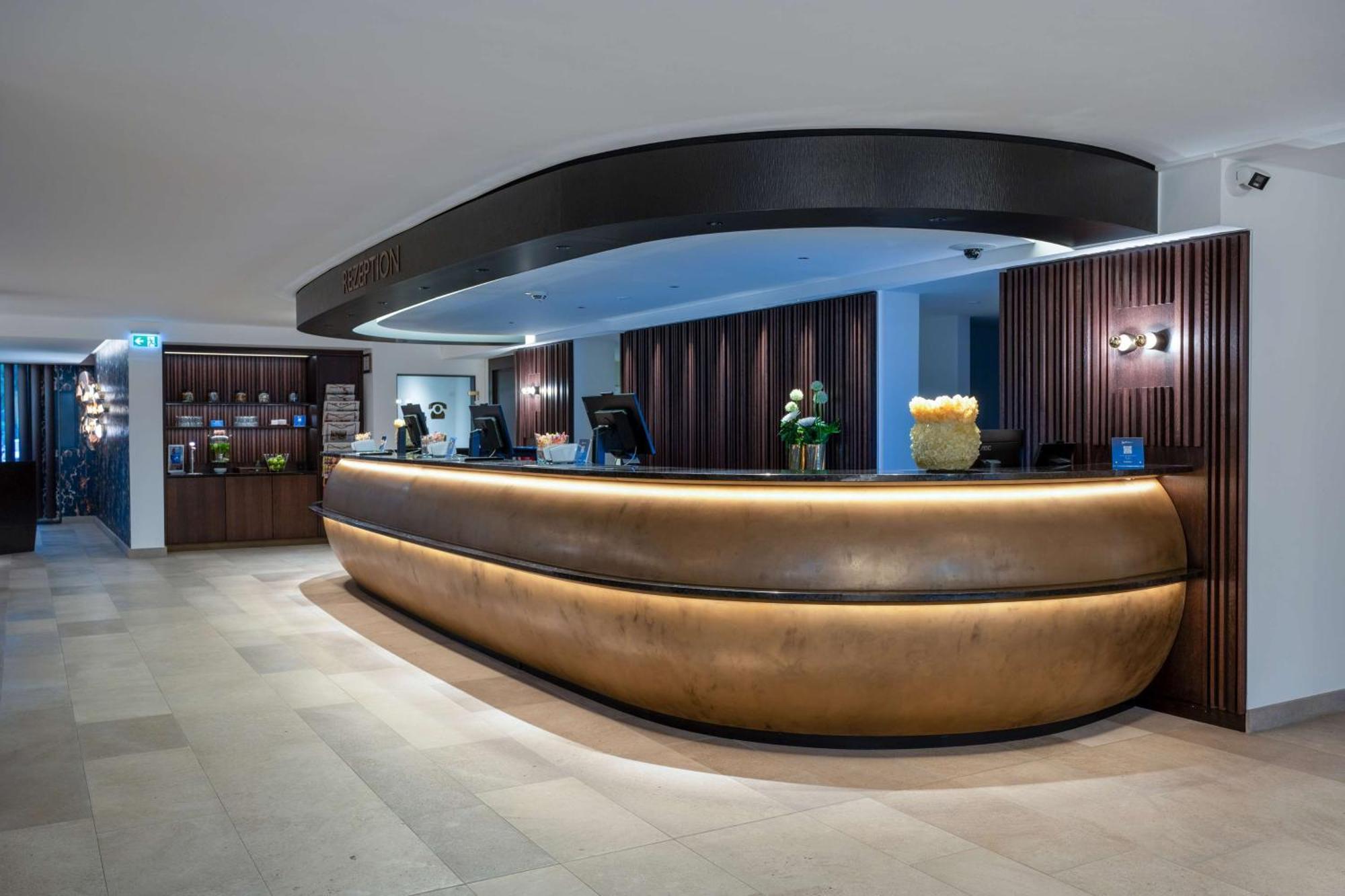 Radisson Blu Senator Hotel, Luebeck Exterior photo